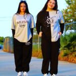 @elbitarsisters Hold up       …