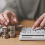 A Teacher Has Saved $70K By 27, But It’s All Sitting In Cash. Even With A Dad In Finance, She Was Never Taught What To Do Next