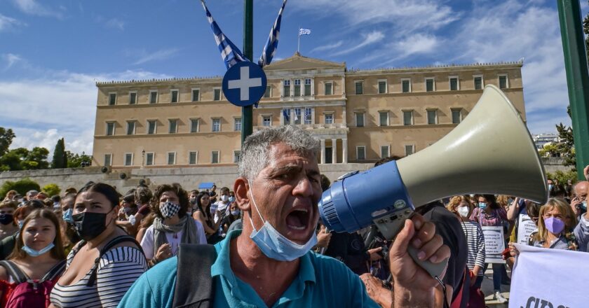 New Greek law against disinformation endangers press freedom