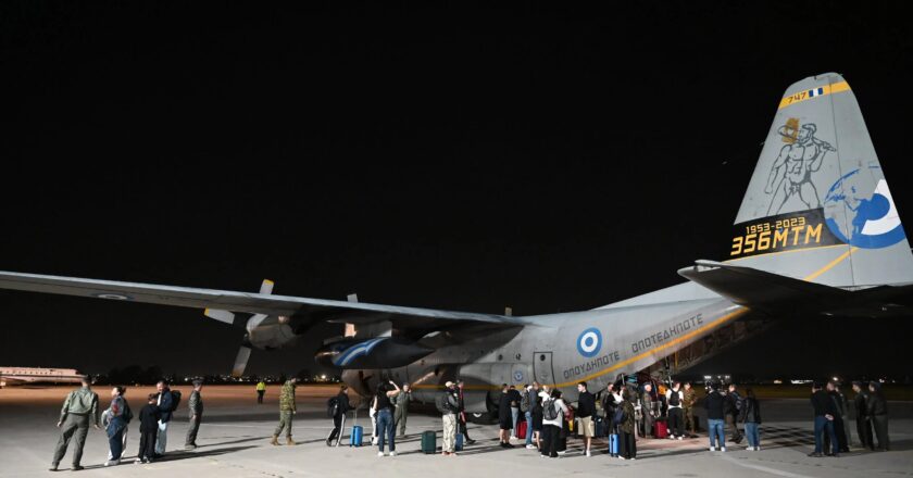 Greece Repatriated Over 1,000 Citizens From Middle East