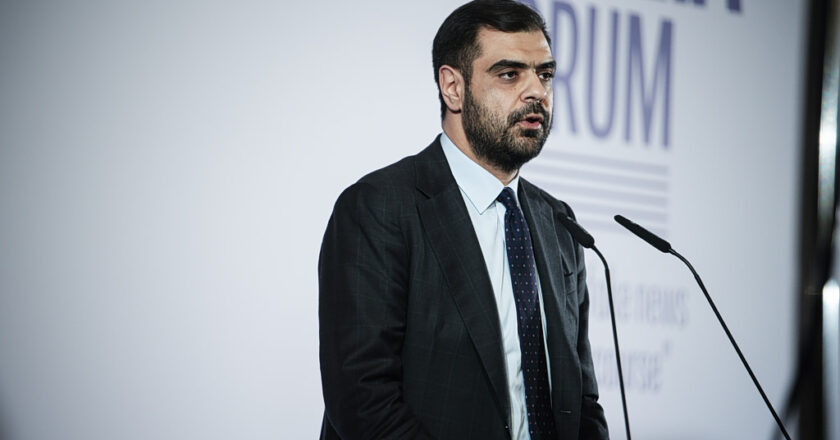 Greek Government Rejects Early Elections Amid Mideast Crisis