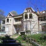 100,000 Artifacts Set for Exhibition at Greece’s Tatoi Palace