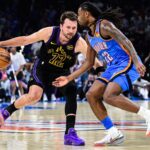 Gilgeous-Alexander’s 28 points lead Thunder’s 139-96 rout of Lakers as Doncic hurts hamstring
