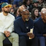 Stephen Curry set to return for Warriors against Rockets after two-month absence with knee injury