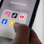 Greece set to ban social media for under-15s next year