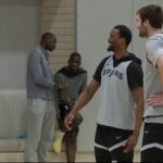 Spurs hold first practice ahead of playoffs, leaning on 2 NBA champions to prepare young core