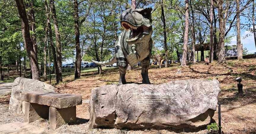 Mid-America Science Museum opening interactive dinosaur exhibit April 25