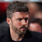 Man United planning to raise £100m through mass summer exodus