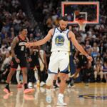 NBA roundup: Rockets edge Warriors to spoil Stephen Curry’s return | Fox Sports Radio 94.7 FM and 1230 AM