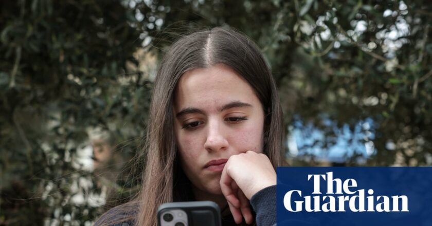 Greece proposes social media ban for under-15s, citing anxiety and sleep problems | Greece