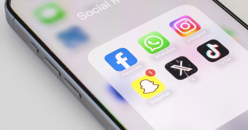 Greece Announces Social Media Ban For Under-15s