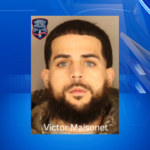 Man arrested after being accused of stealing $70K in jewelry from Greece Ridge Mall kiosk