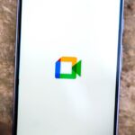 Google Meet now on Apple CarPlay, Android Auto coming ‘soon’