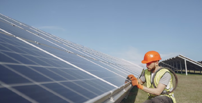 Greece to require over twice as much storage as solar by 2030