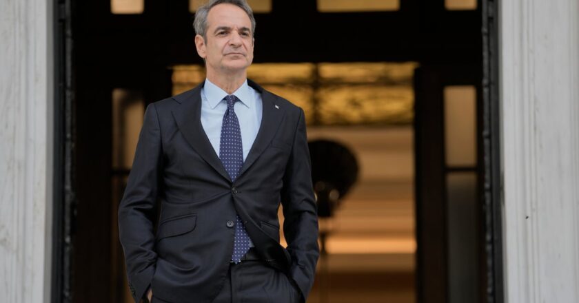 Greece moves to protect minors from social media with new ban for kids under 15