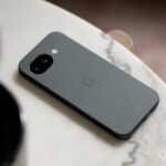 Pixel UI, app crash fixes