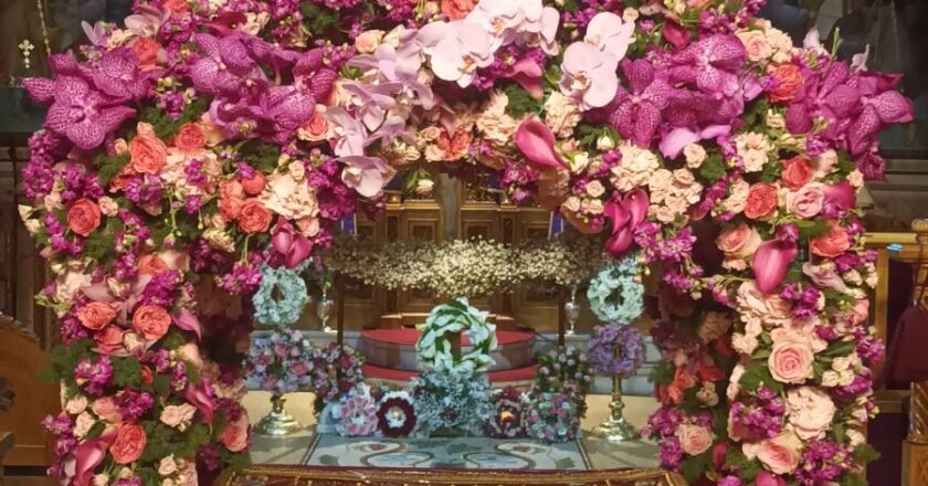 Epitaphios decorations across Greece (PHOTOS)