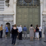 Bad loans continue to weigh on Greece’s economic recovery, IMF warns