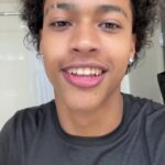 @justins.lives       …