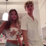 @jaytizzleee Twin      @Abby  …