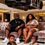 @rescue__tv Fatty lady left their baby girl outside home |       …