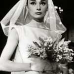 In Favor Of The Short Veil!